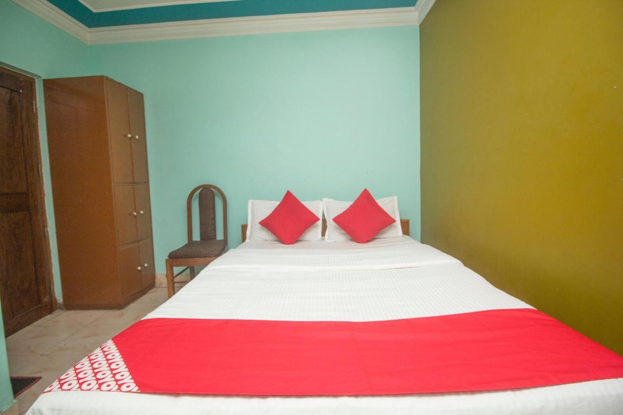 OYO 48133 Hotel Payel Māldah Kültér fotó