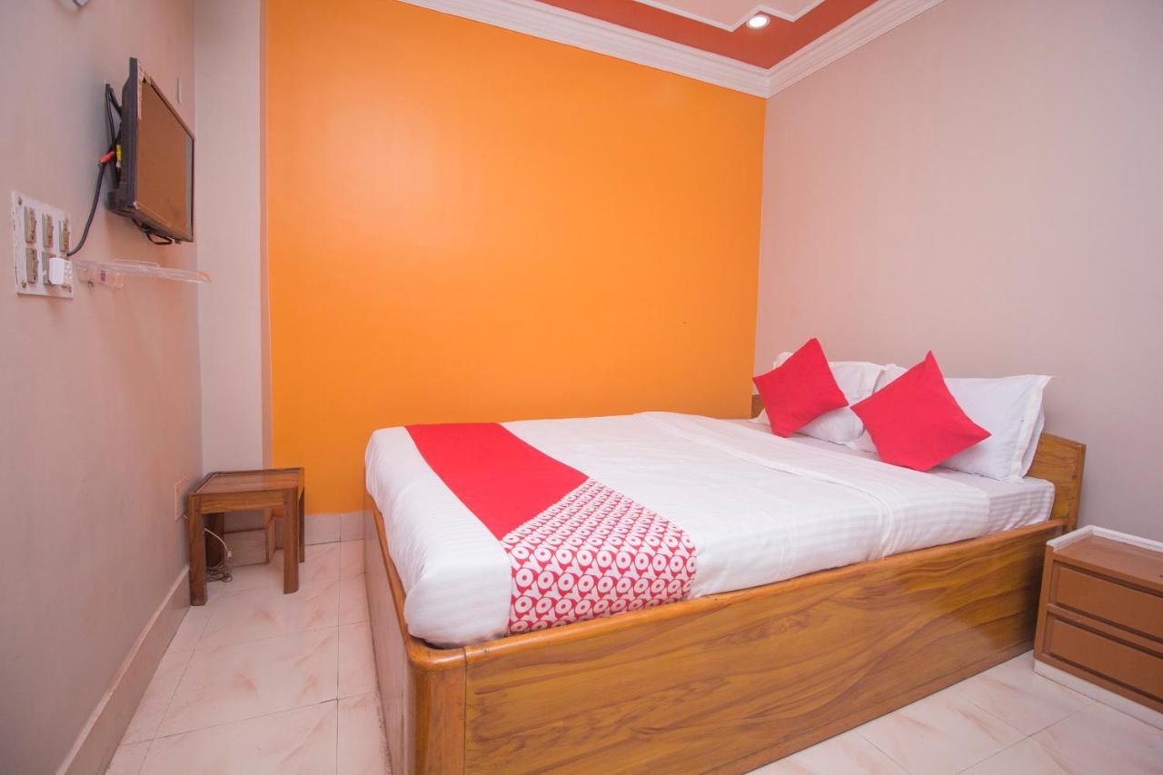 OYO 48133 Hotel Payel Māldah Kültér fotó