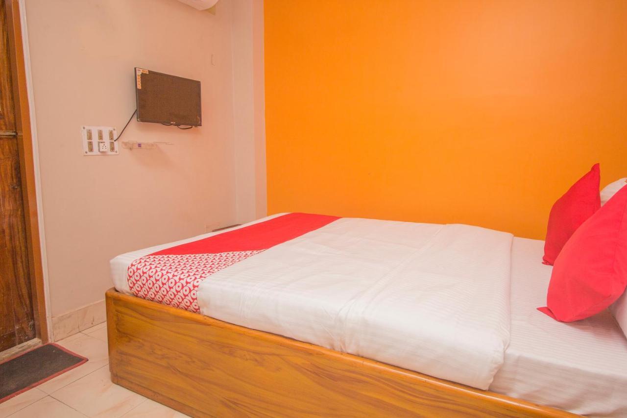 OYO 48133 Hotel Payel Māldah Kültér fotó