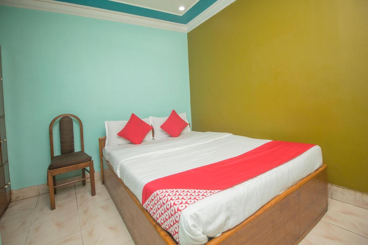 OYO 48133 Hotel Payel Māldah Kültér fotó