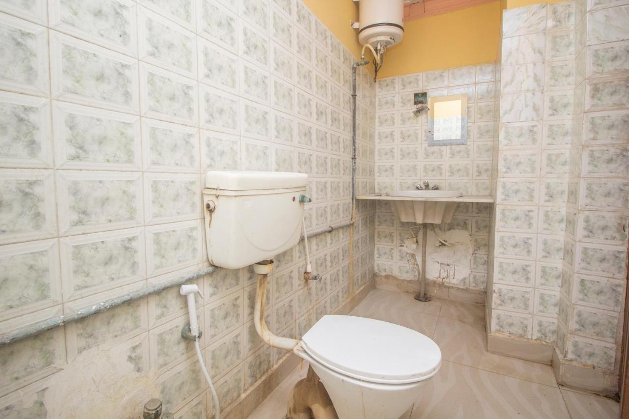 OYO 48133 Hotel Payel Māldah Kültér fotó