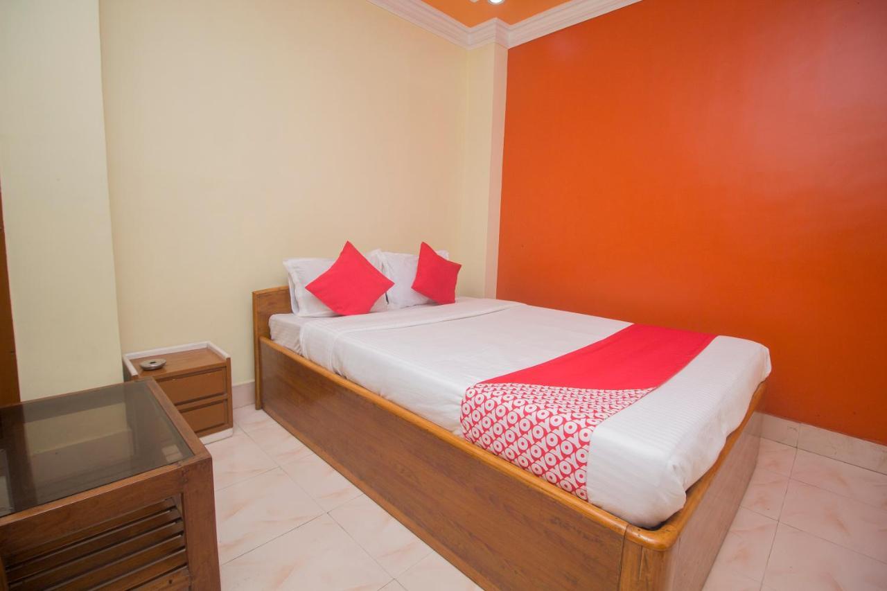 OYO 48133 Hotel Payel Māldah Kültér fotó
