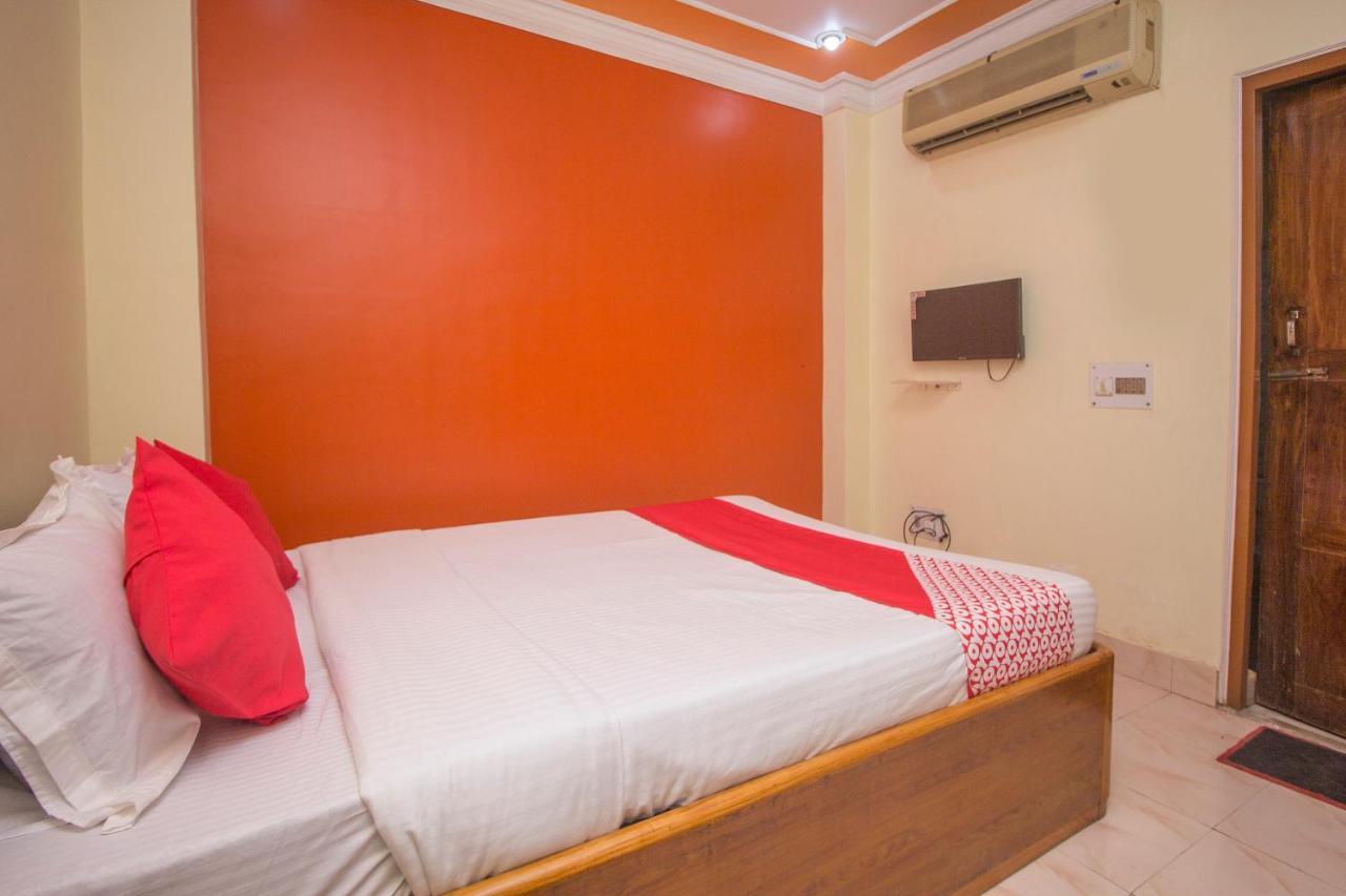 OYO 48133 Hotel Payel Māldah Kültér fotó