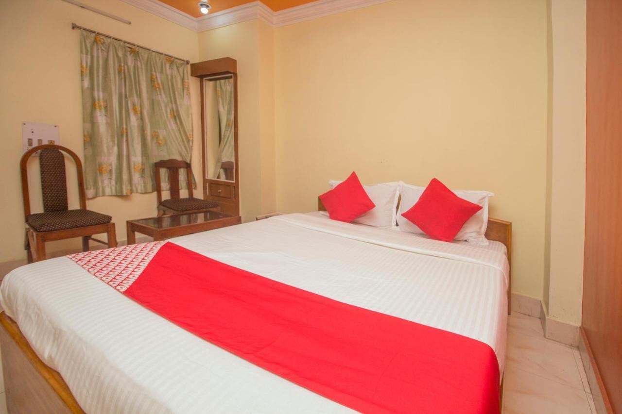 OYO 48133 Hotel Payel Māldah Kültér fotó